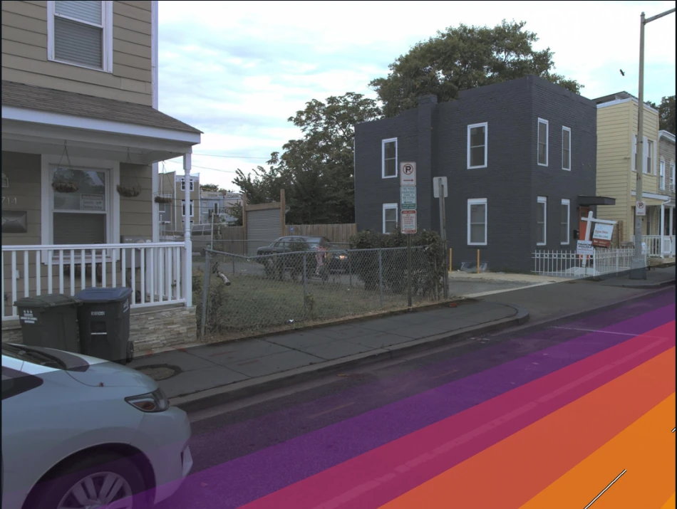 Driveway: ground-truth proximity projected onto the camera image.